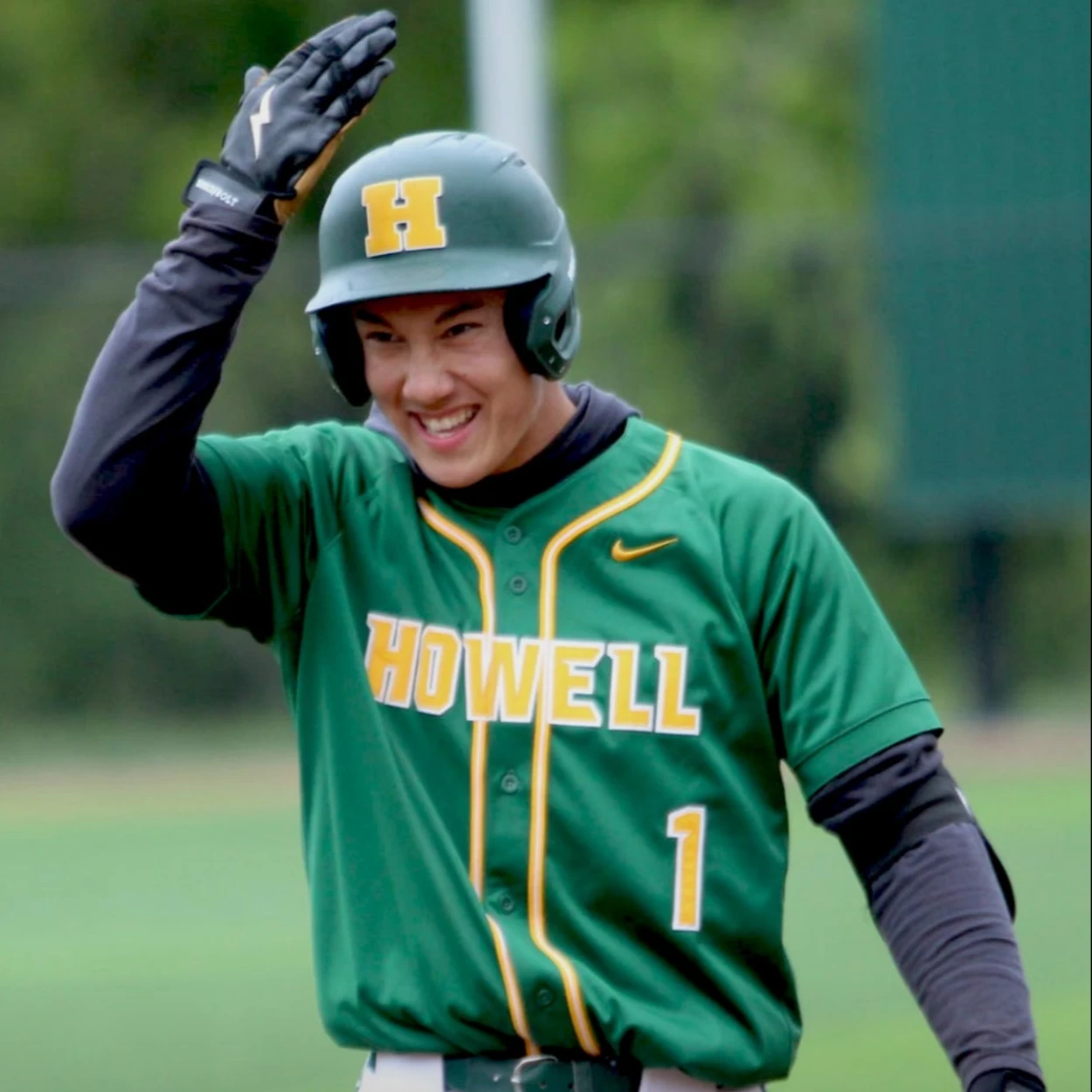 DANIEL HAMPTON in look 2 look