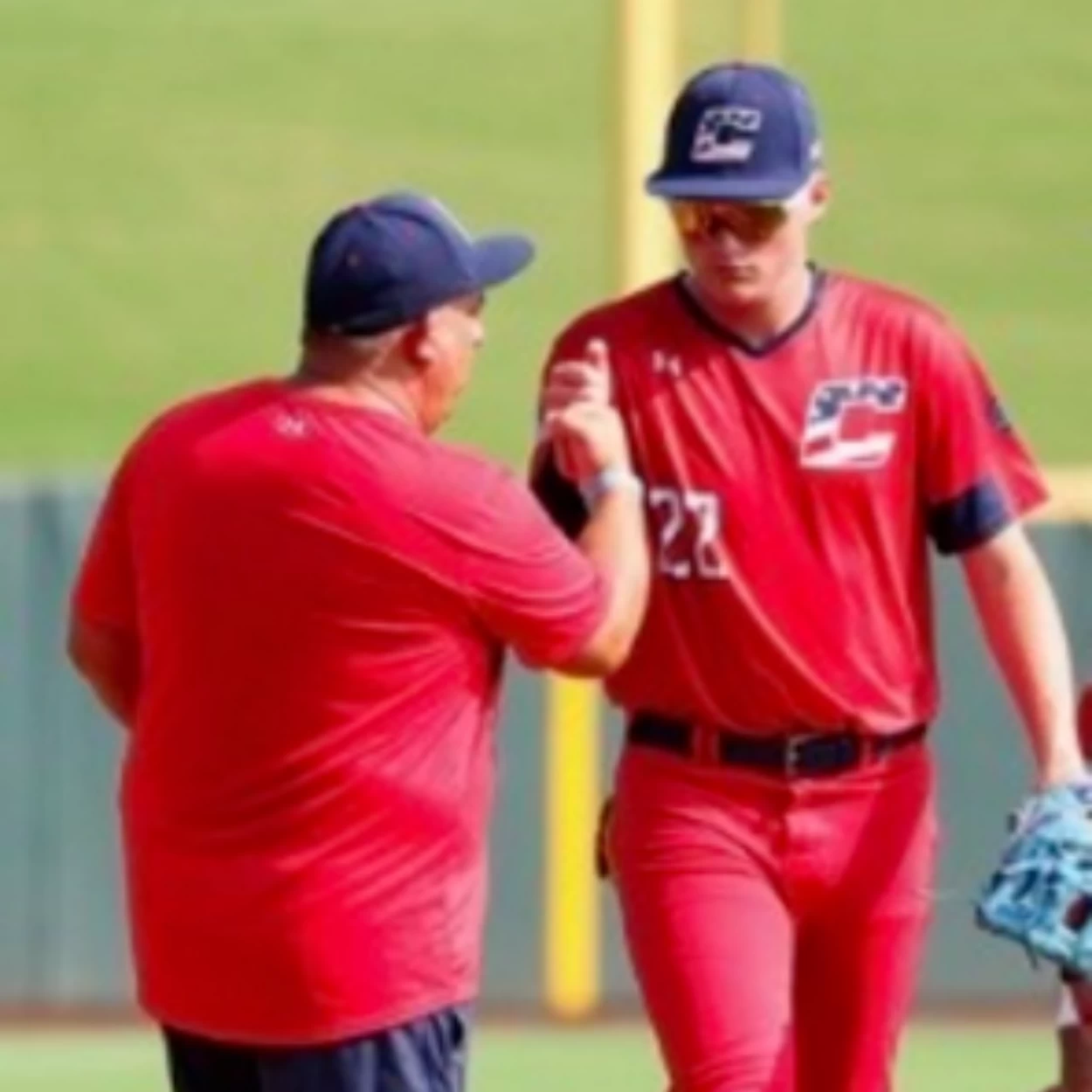 CASH MOCZYDLOWSKY in look 6 look