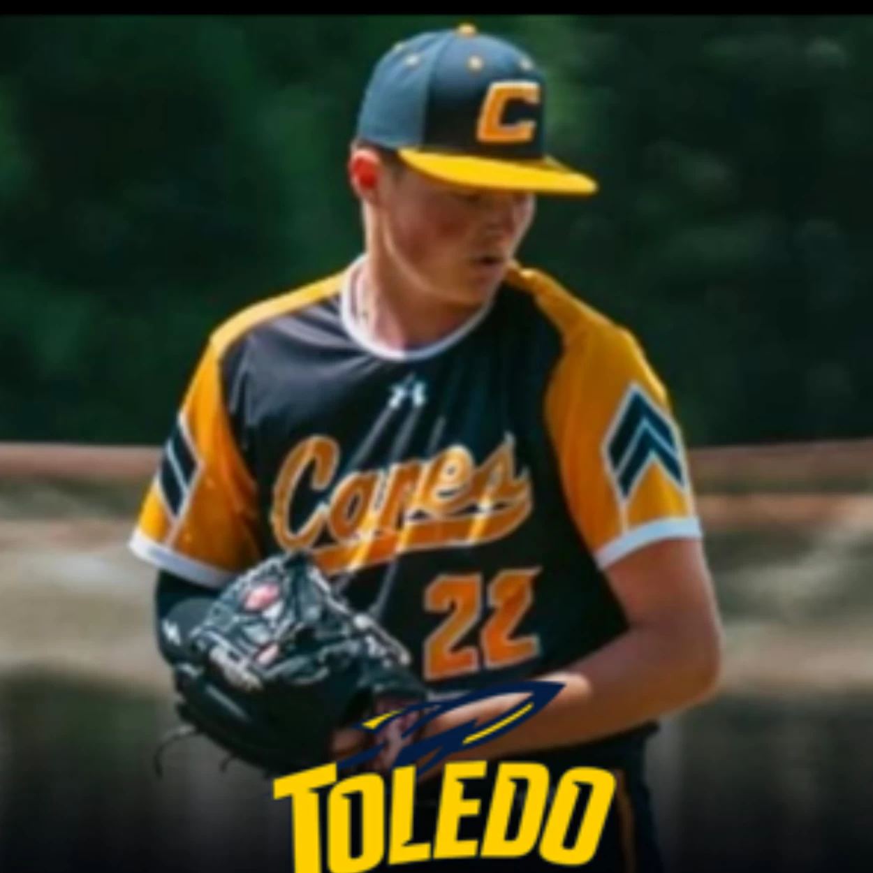 CASH MOCZYDLOWSKY in look 2 look