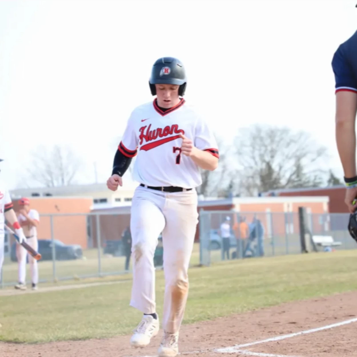 NOAH BANAS in look 5 look