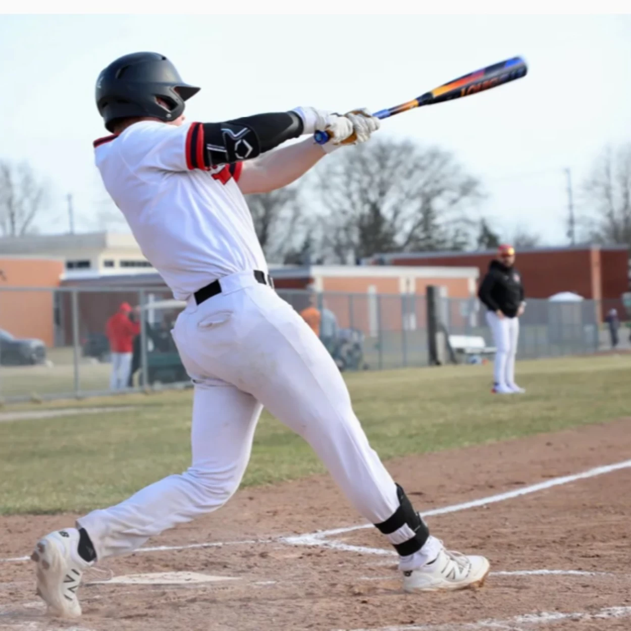 NOAH BANAS in look 2 look