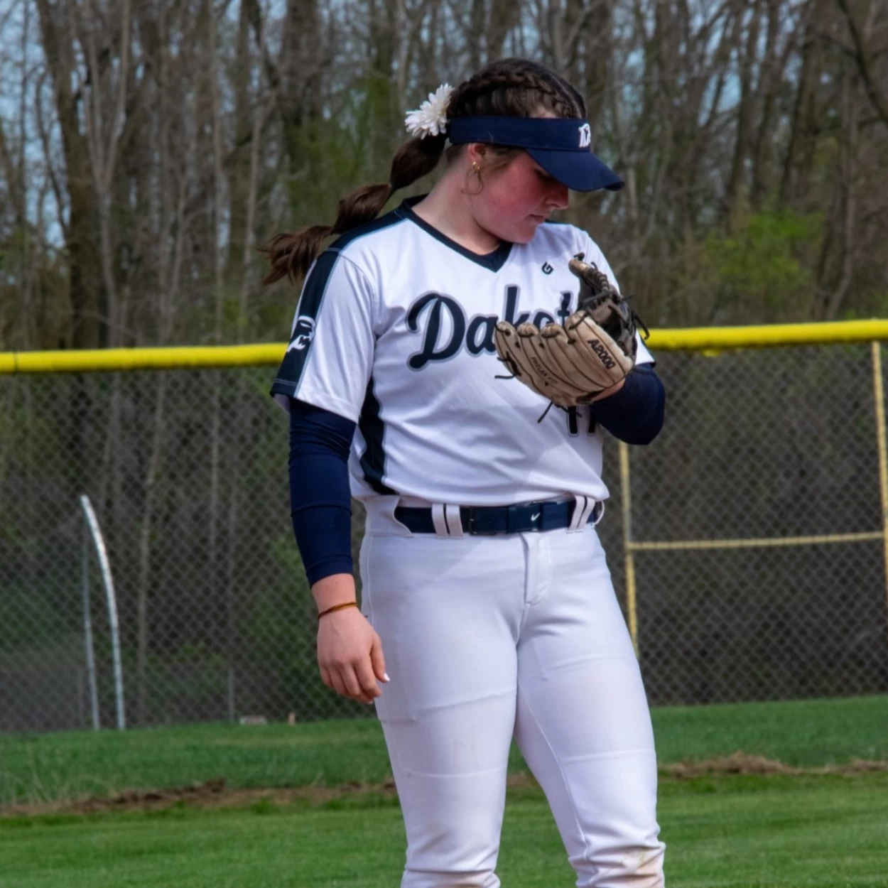 KILEY PHELAN in look 9 look