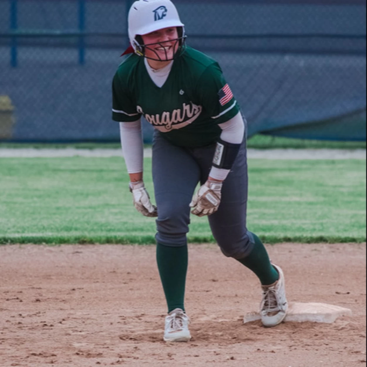 KILEY PHELAN in look 5 look