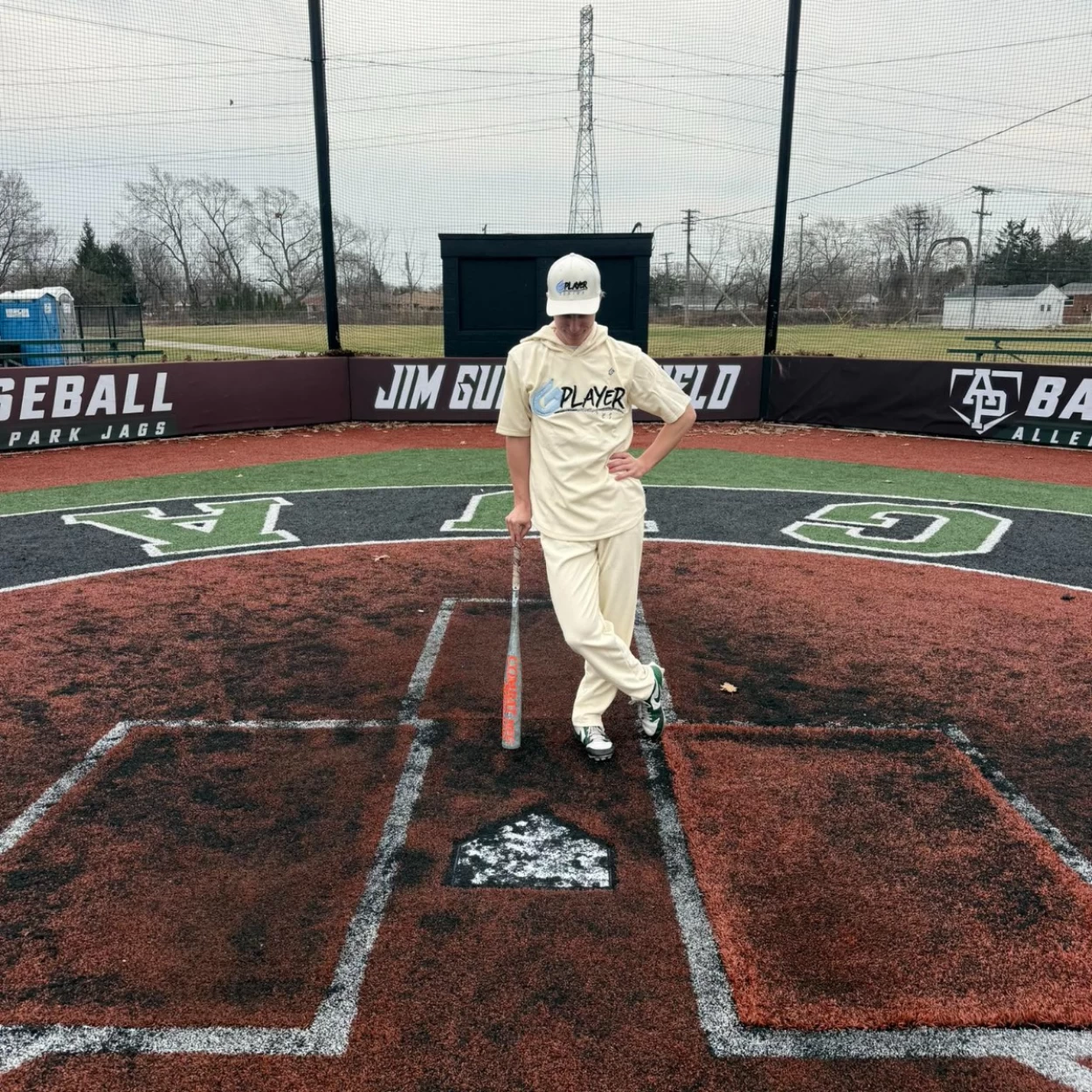 BRODY MATELIC in look 3 look