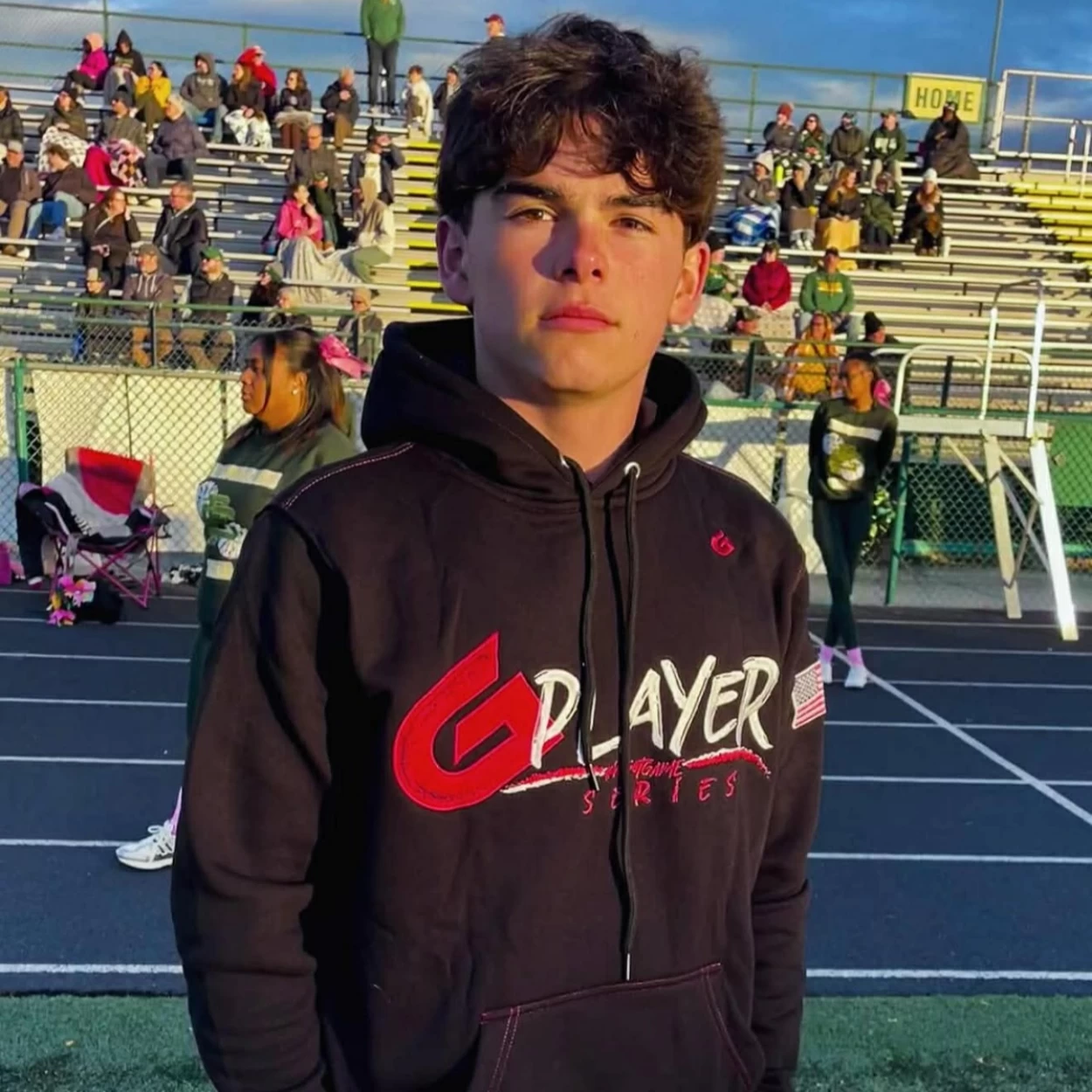 BEN SAVICH in look 3 look