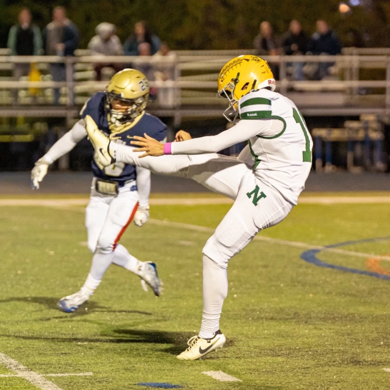 BEN SAVICH in look 7 look