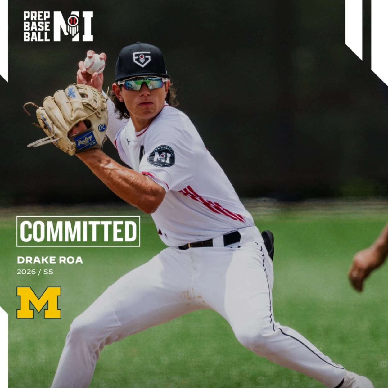 DRAKE ROA in look 1 look