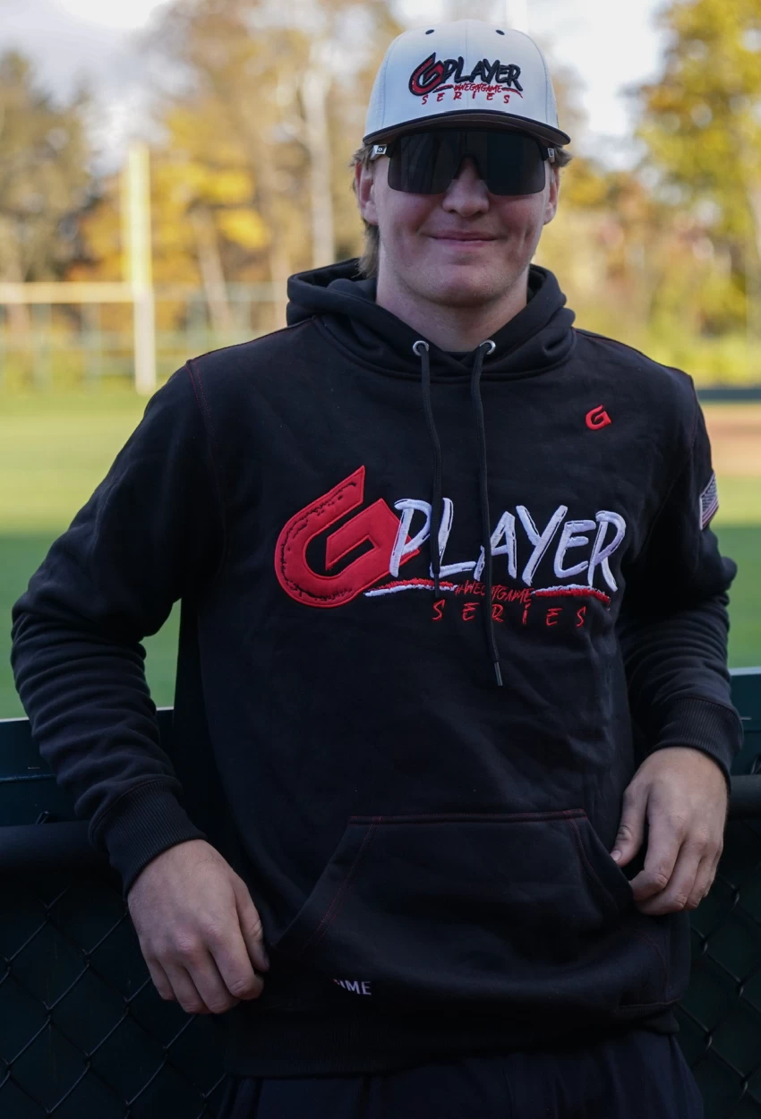 ANDREW EVERSON in look 1 look